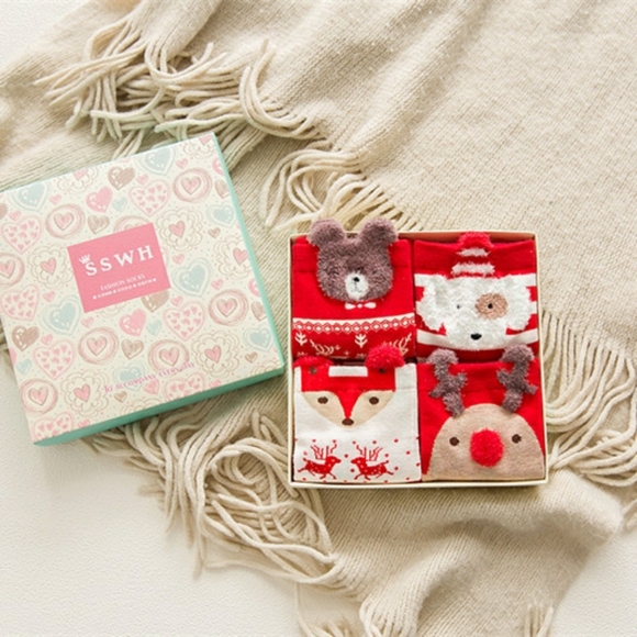 Christmas Socks Gift Box - Picture 1 of 4